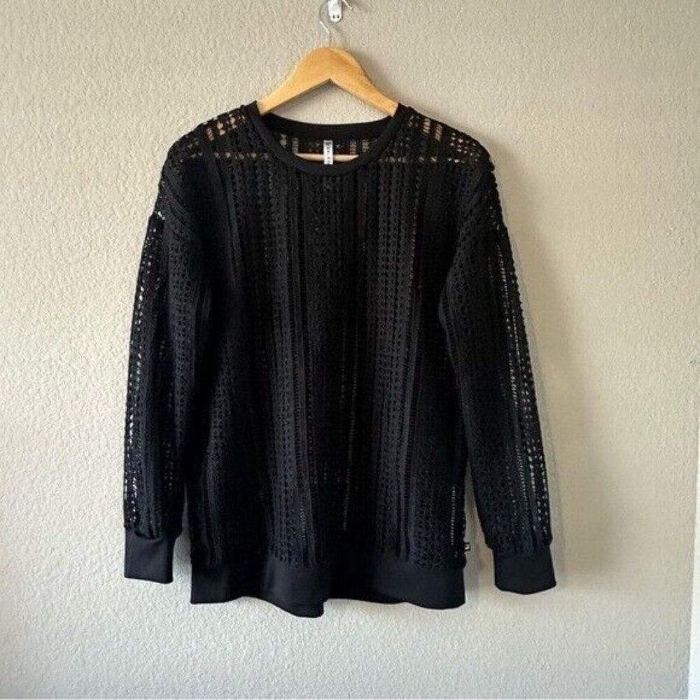 Fabletics Sophie Black Open Knit Crochet Long Sleeve Pullover Top Sz Medium - Picture 4 of 12